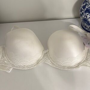 Auden White Lace Trimmed Bra with Molded Cups